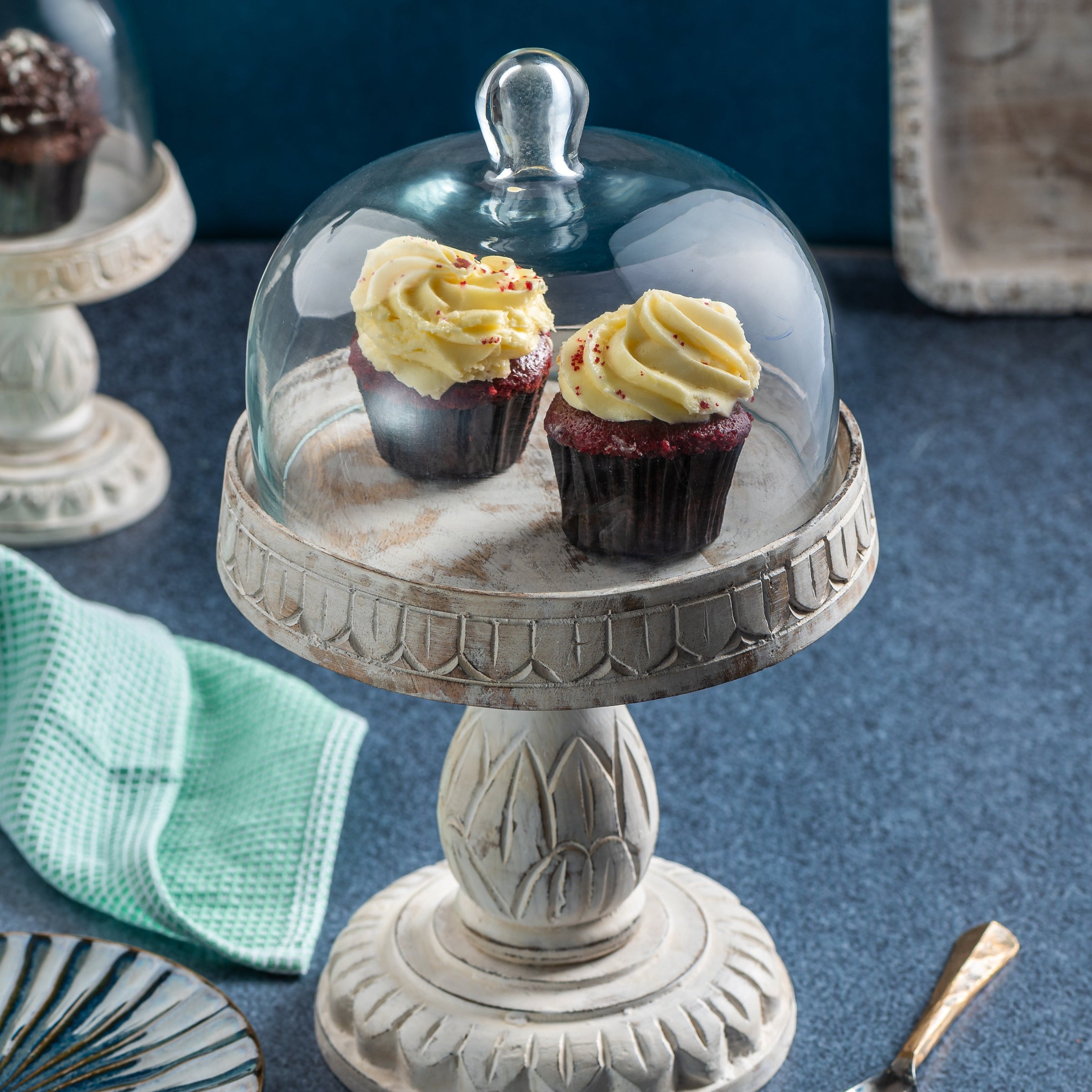 Aria Serving Stand with Cloche