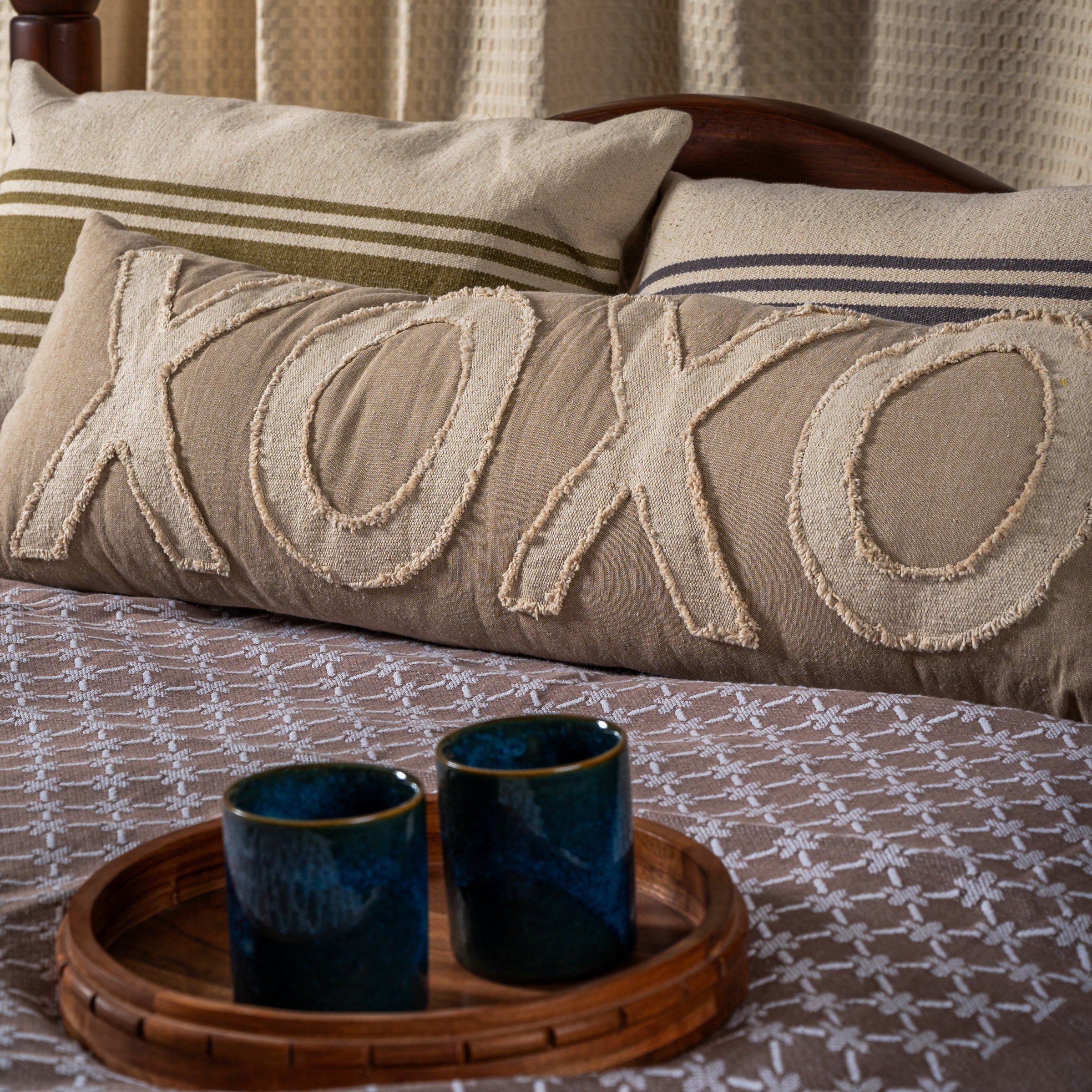 XOXO Lumbar Cushion